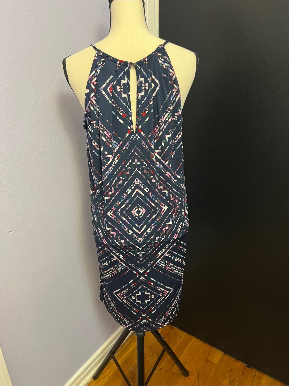 Banana Republic Sleeveless Navy Geometric Print Dress - Picture 2 of 3